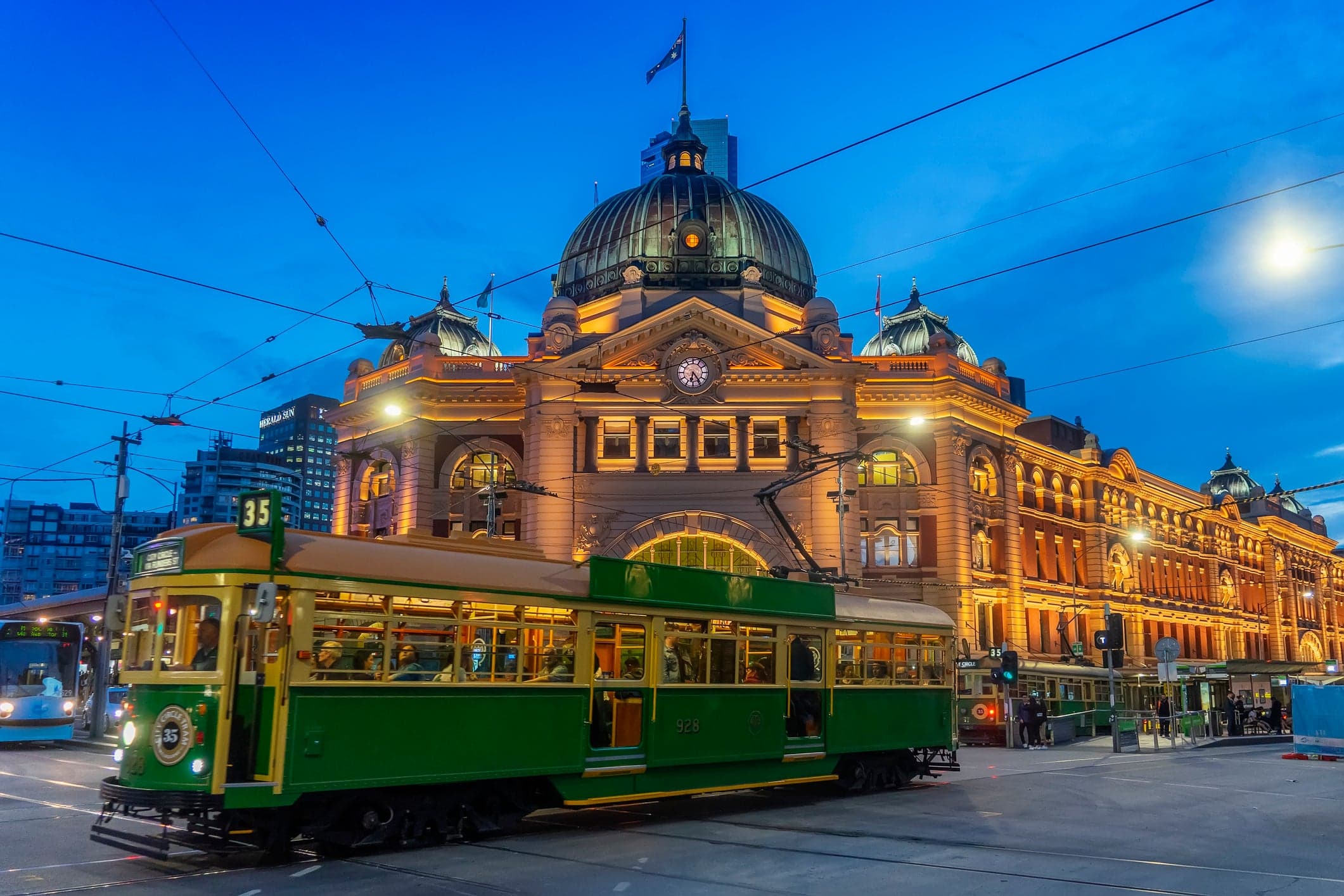 Flinders-Station-Melbourne,-iStock.jpg